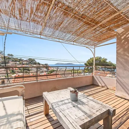 Chic - Terrace With Sea View, Beaches